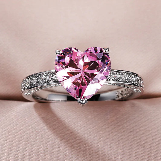 ] Women Heart Engagement Rings