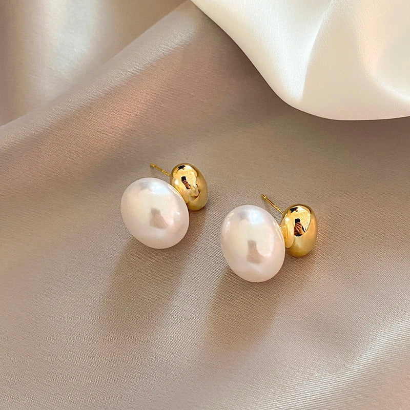 French Elegant Gold Color Bean Spliced Flat Pearl Earrings