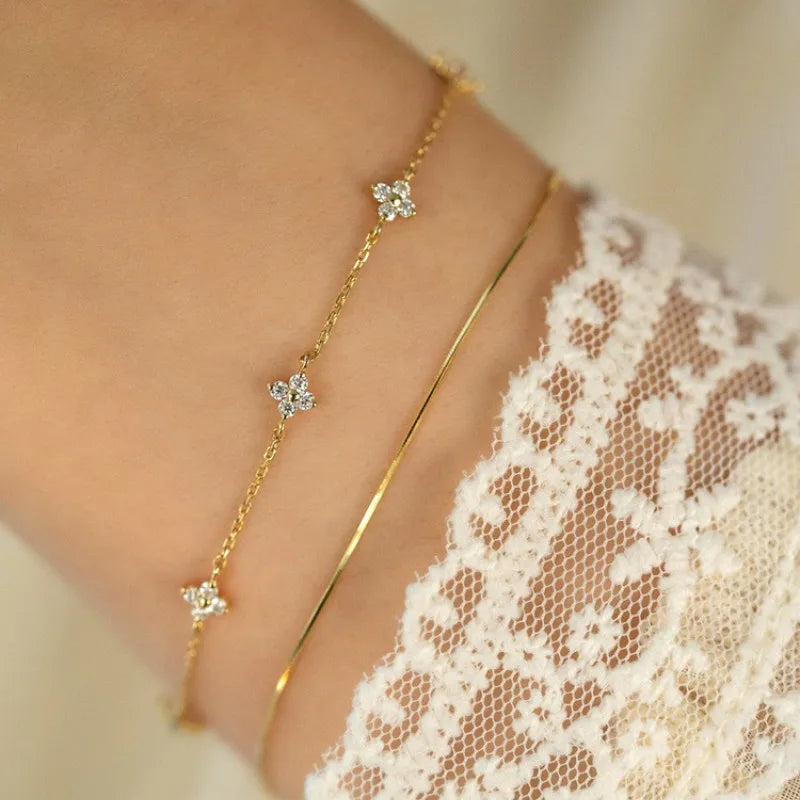 Gold Shiny Zircon Flower Bracelet