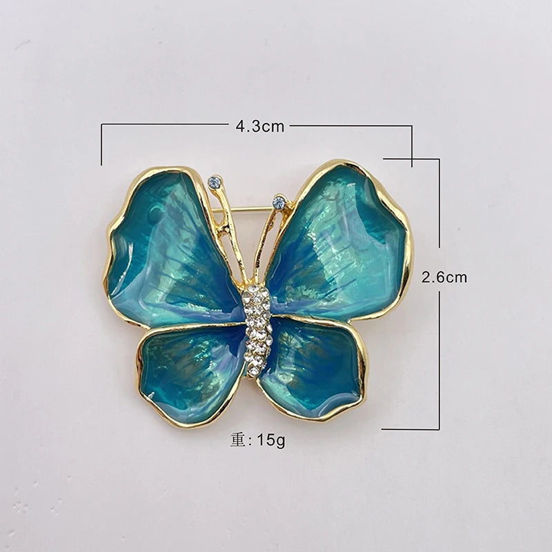 Cute Vivid Flying Bird Brooch