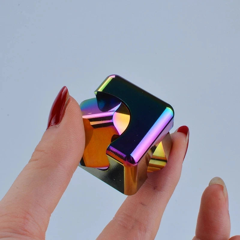 Metal Cube Fingertip Spinner Decompression Spinning