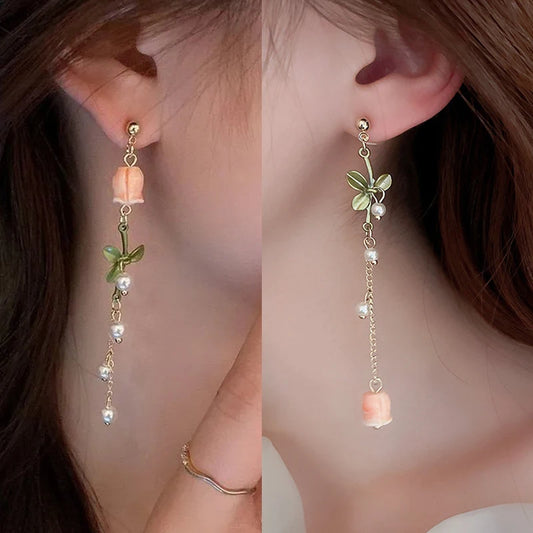 Sweet Flower Asymmetrical Dangle Earrings