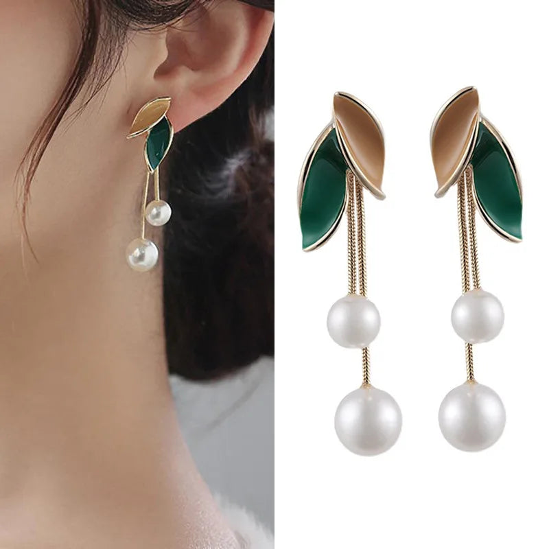 Unique Design Elegant Delicate Light Luxury Pearl Leaf Tassel Earrings