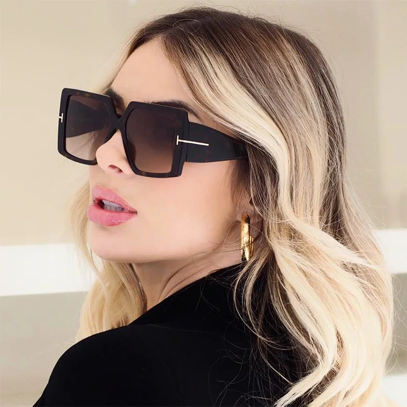 Oversized Square Gradient Sun Glasses