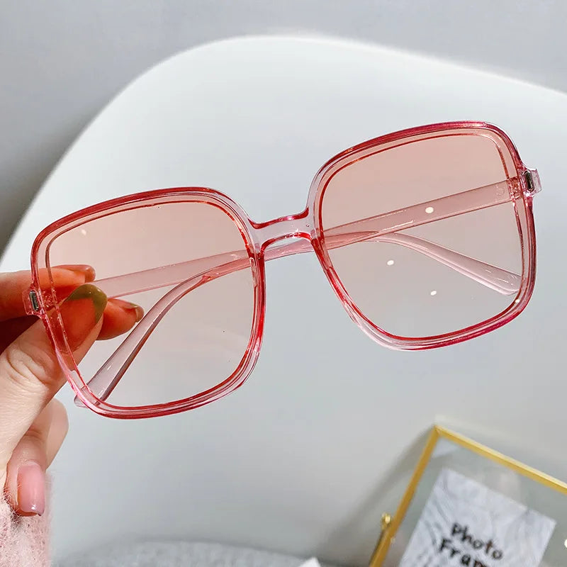 Vintage Eyewear UV400 women sunglasses